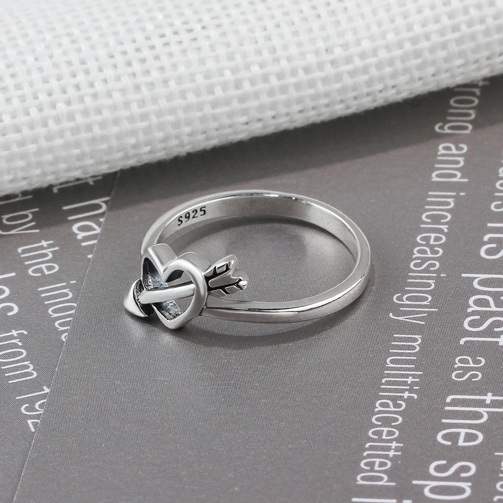 Arrow Of Love Design Ring 925 Sterling Silver Rings For Women OL Jewelry Gift For Her (JewelOra RI102915)