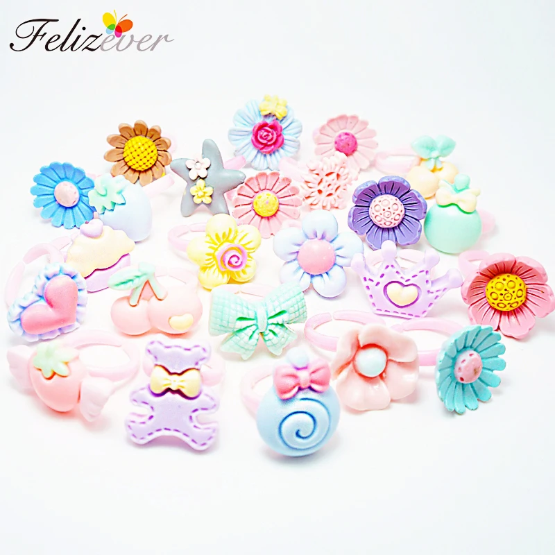

Felizever 24 PCS Kids Little Girl Jewelry Plastic Ring Set Girl Pretend Play Pinata Fillers Cute Flower Girl Party Favors