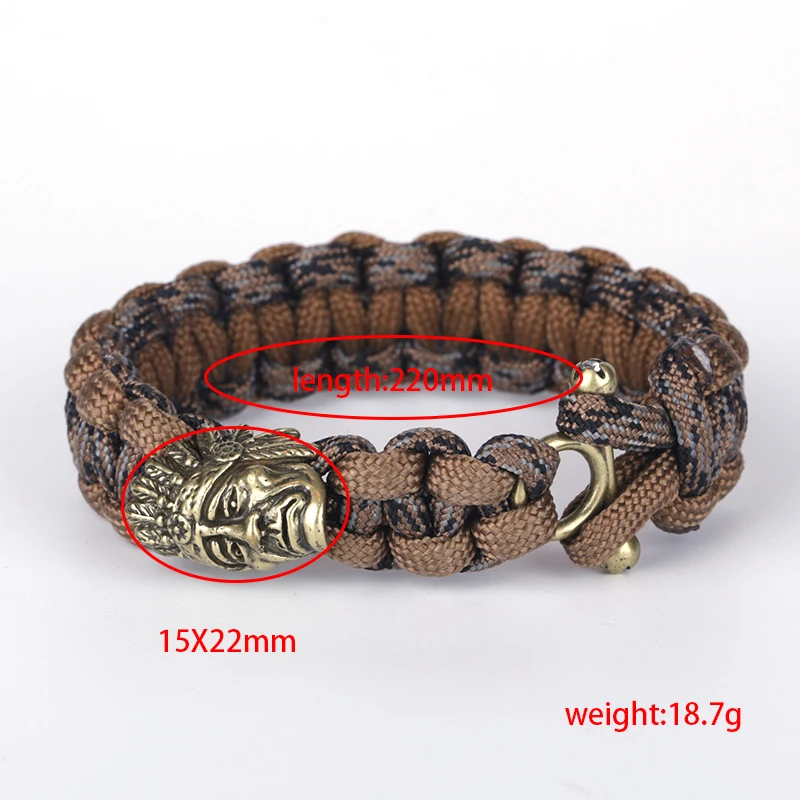 التمويه براون حبل نايلون Paracord 550 الوحشي عقدة مكرميه النحاس رئيس الهندي ريشة قبعة سحر بقاء رجل سوار الإسورة