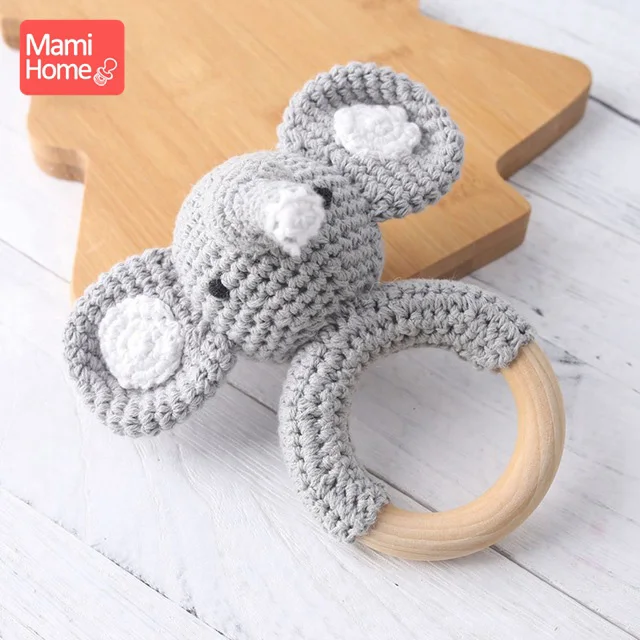 mamihome 1pc Baby Rattle Cartoon Crochet Animal Baby Teether Wooden Ring Handmade Chew Toy BPA Free Wooden Teething nursing gift - Цвет: Elephant Rattle