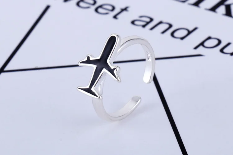 

New Ins Style Black Plane Aircraft airplane Open Finger Ring Adjustable For Women Party Unique Jewelry Gift Funny Finger rings
