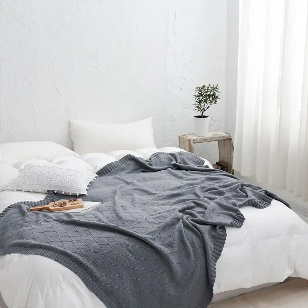 

EHOMEBUY 2019 Knitted Strip Blankets Orchid Pattern Blankets Solid Color Moden/Simple Style