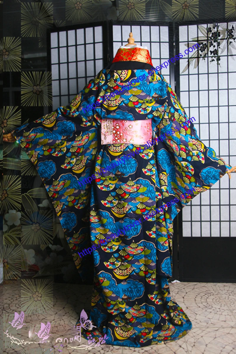 Ichihara Yuko costumes