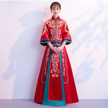 

Asian Women Wedding Dress Embroidery Classic Red Qipao Elegant Marriage Cheongsam Traditional Chinese Bride Toast Clothes
