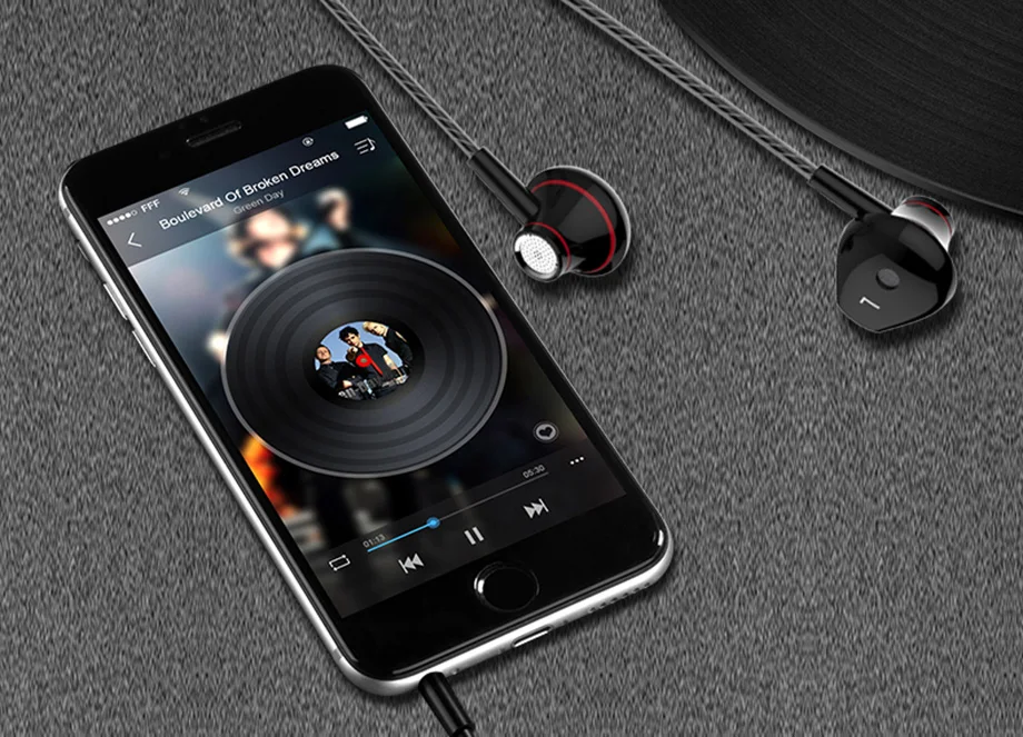 10-in-ear-earphone-headphone-headset-metal-bass-mp3-player-music-mp4-xiaomi-iphone-samsung-ipad-pc-tablet-white-black