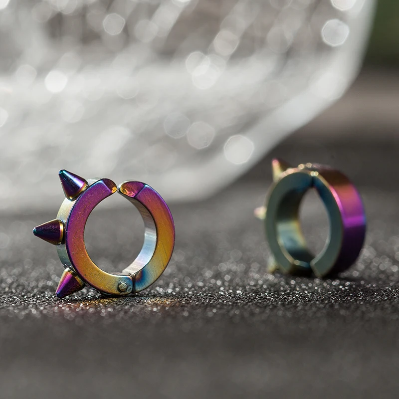 

New Arrival Fashion Rock Punk Gothic Style Rainbow Color Mens Stainless Steel Taper Spike Stud Earrings for Party Accessories