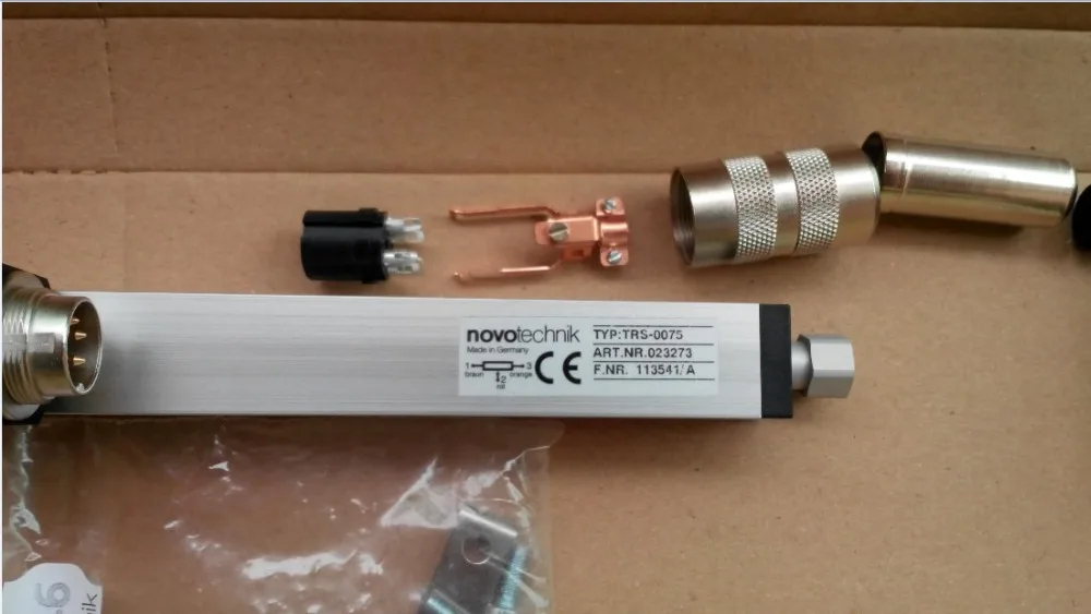 

Free shipping Linear displacement sensor TR/TRS-0075