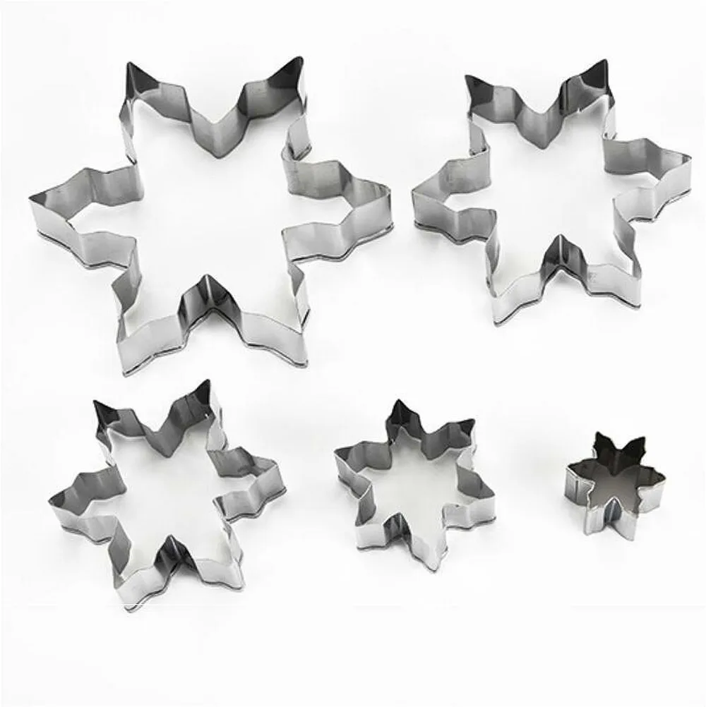 

5 Pcs DIY Stainless Steel Baking Tool Baking Tool Christmas Snowflake Cookie Mould Cake Baking Mold For Home Kitchen Supplies