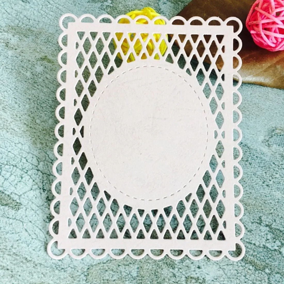 

2018 Craft Dies Lace Net Frame Decor Metal Cutting Dies Scrapbooking Stamps Embossing New Paper Card Border Template Punch DIY