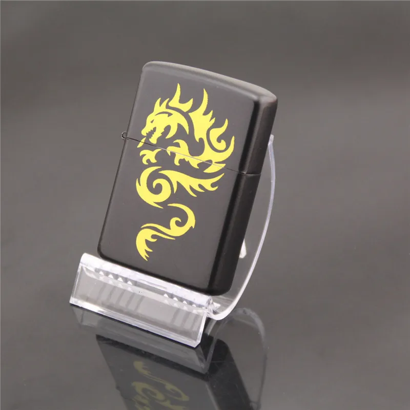 

High Quality Metal Lacquer Kerosene Lighters Outdoor Windbreak Lighter Gadgets for Men Compact Gasoline Lighter Without Fuel