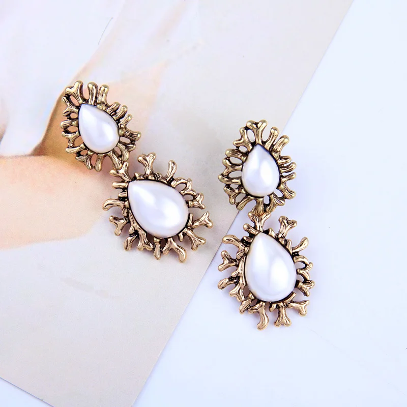 

Kiss Me Concise Style Acrylic Pearl Drop Earring For Women 2019 New Exquisite Droplet Dangle Earring Fashion Jewelry Accessories