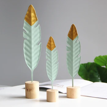 

Creative home decoration wind simple creativity tieyi feather living room table bedroom shooting props crafts Wedding gift