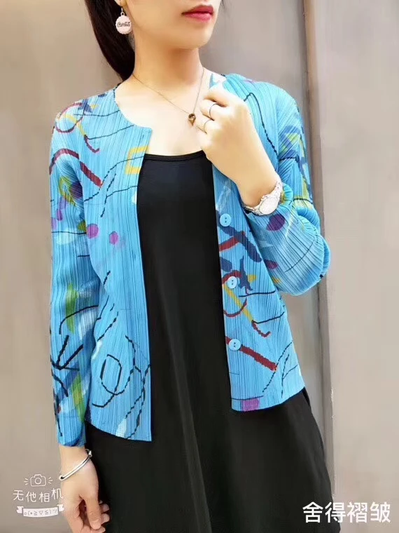 Приталенное пальто, плащ с бахромой и круглым вырезом, однобортное пальто с принтом