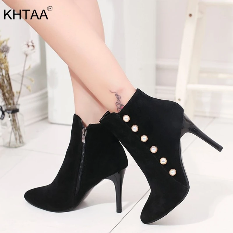 

Women Ankle Boots Fashion Winter Warm Plush Short Bota Ladies Pearl Decoration High Thin Heels Shoes Female Pointed Toe Footwear