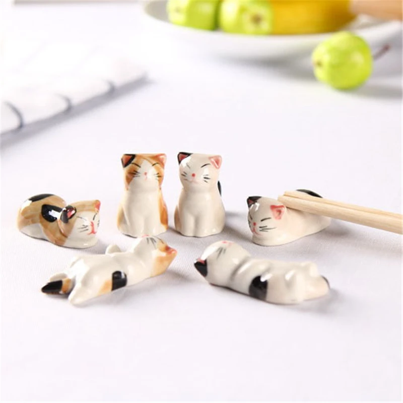 

6pcs Lucky Cat Ceramic Chopsticks Rack Frame Cartoon Chopsticks Rest Flatware 6 Kinds Of Styles Optional