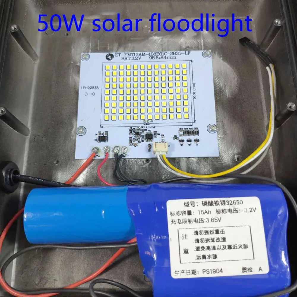 Светодиодный контроллер солнечного света 30 Вт 50 100 прожекторы с солнечной батареей PCB управление Лер 18650 3,7 в 32650 3,2 дистанционное управление Сад огни