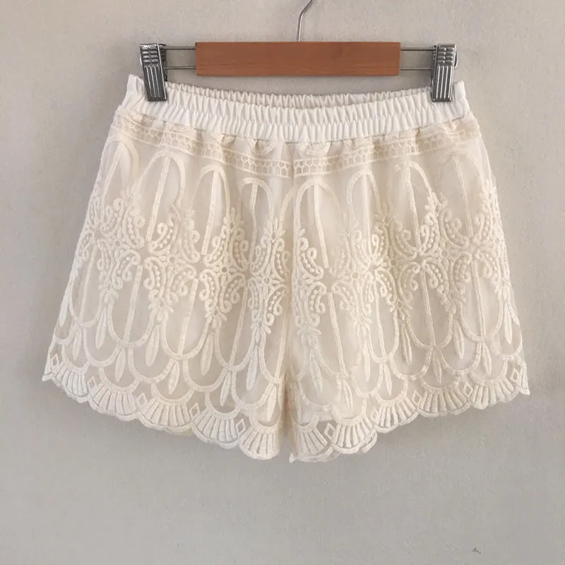 

2017 Spring Summer Elastic Waist Women Girls Lace Floral Hollow Out Shorts Pantalones Cortos Mujer femmes dentelle short