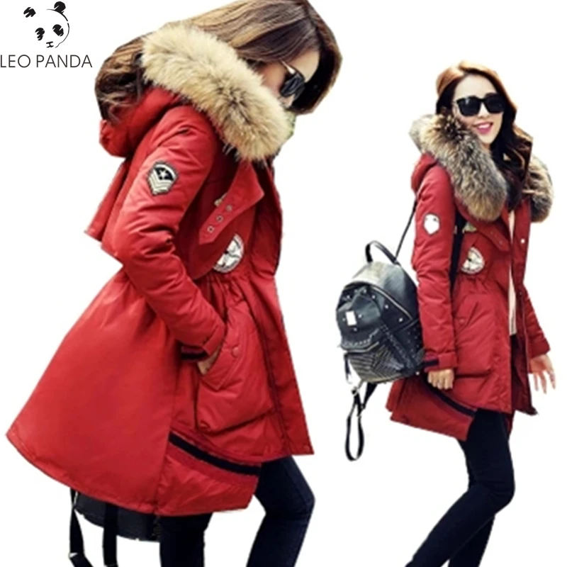 

Winter Female Coat New Hooded White Duck Down Jacket 2018 Big Raccoon Fur Collar Women Warm Thicken Outwear Long Ladies Parka