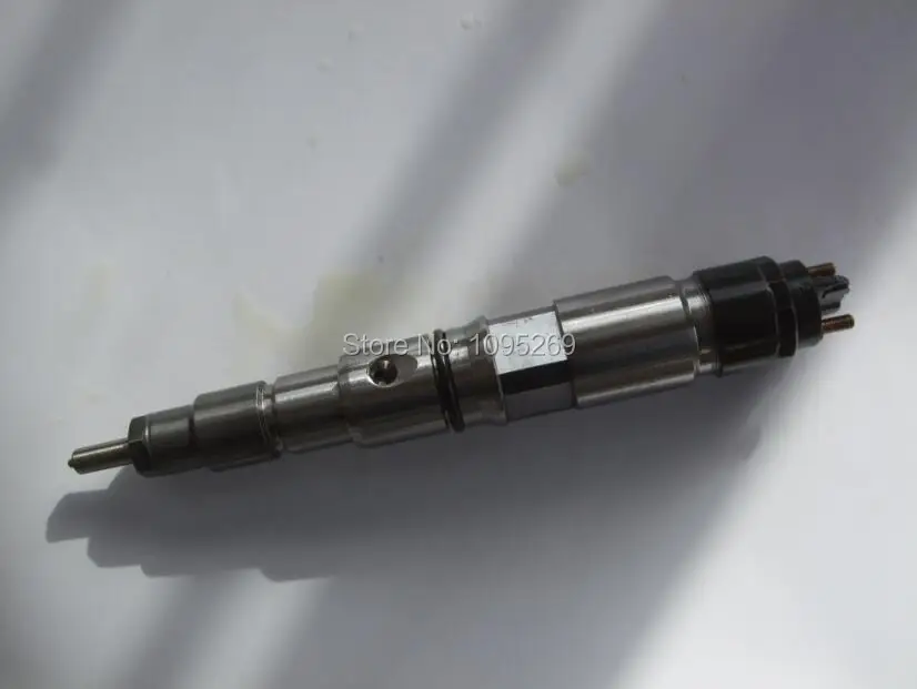 

Common rail fuel injector 0445120122