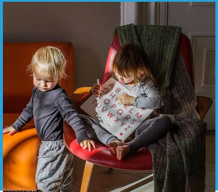 9831523913_2020538037