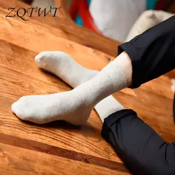 ZQTWT 5 пара/лот Горячая Мода 2018 Новое поступление одноцветное черный, белый, серый носки Для мужчин Повседневное хлопковые носки мальчиков