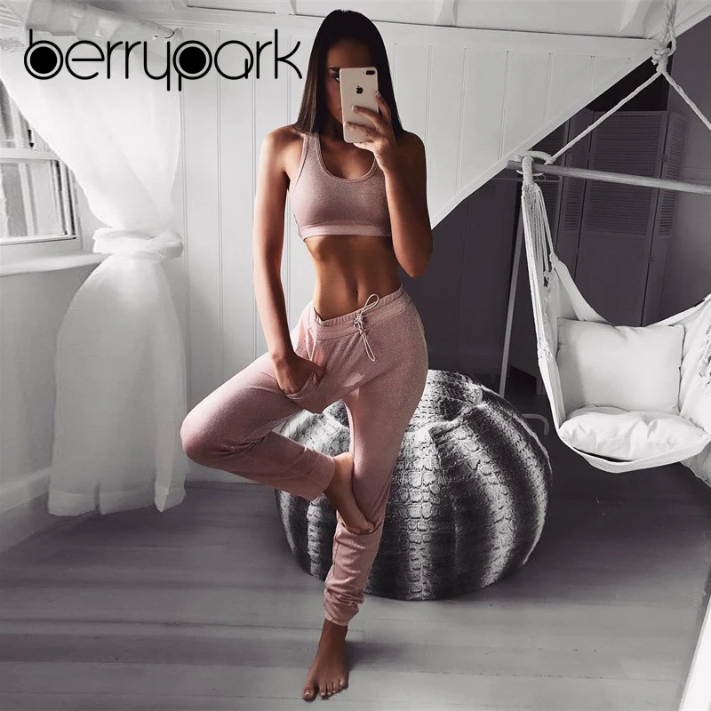 BerryPark NEW 2019 Summer Glitter Pink Workout Clothes Women Yoga Set Bra + Pants Sport Wear Gym Suit Fitness Outfits Wholesale