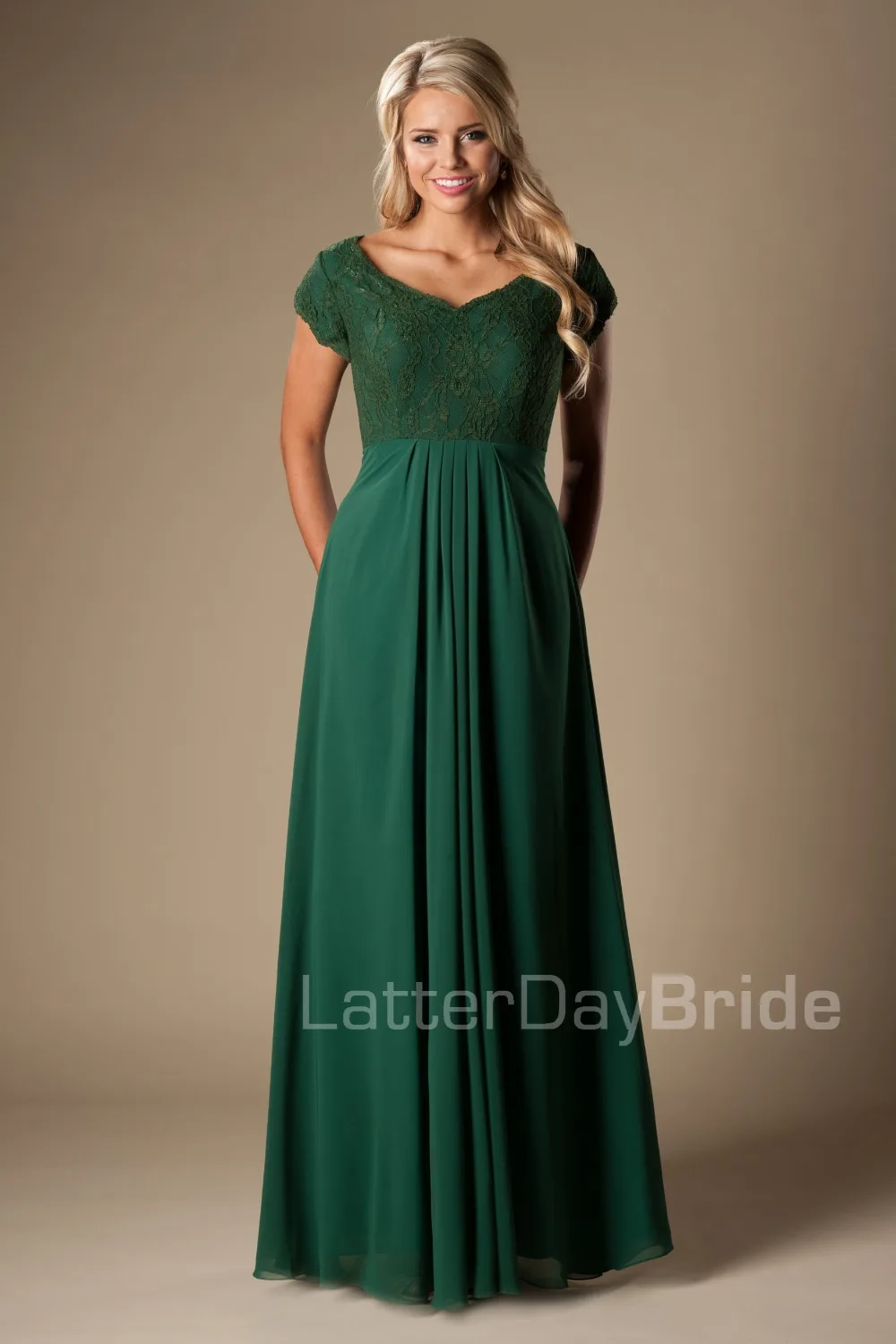 Eenvoudige Bos Groen Maxi Lange A-lijn Lace Chiffon Bescheiden Bruidsmeisje Formele Jurken Met Kapmouwtjes Bruiloft Jurken Formele Eenvoudige Bos Groen Maxi Lange A-lijn Lace Chiffon Bescheiden Bruidsmeisje Formele Jurken Met Kapmouwtjes Bruiloft Jurken Formele
