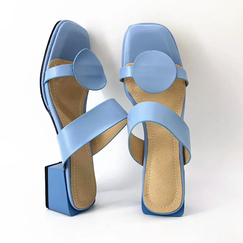 Новые женские шлепанцы Шлепанцы из искусственной кожи на квадратном каблуке 4,2 см женские Босоножки с открытым носком женская повседневная обувь розового, синего, желтого цвета женская обувь, 32-48
