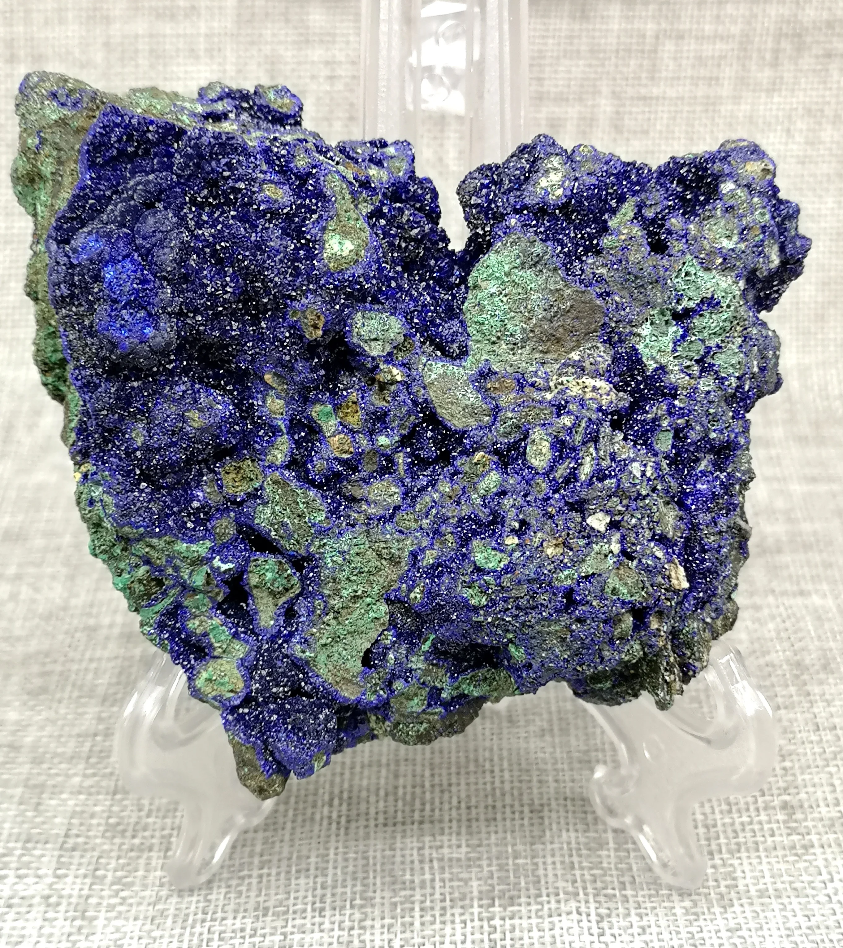 

325g Natural Azurite / malachite symbiotic mineral stone and crystal healing crystals from China