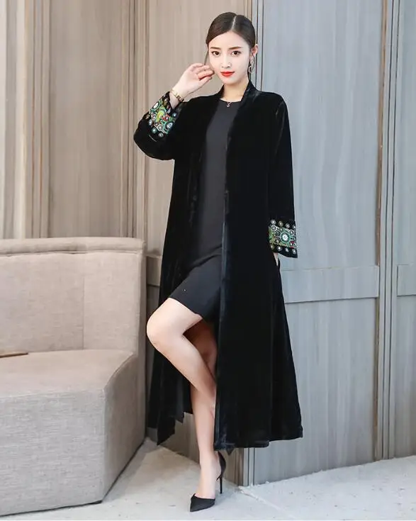 Stylish Sleeve exquisite Embroidery Vintage Velvet Kimono Trench New women V neck Mid Long Windbreaker Coat Outerwear