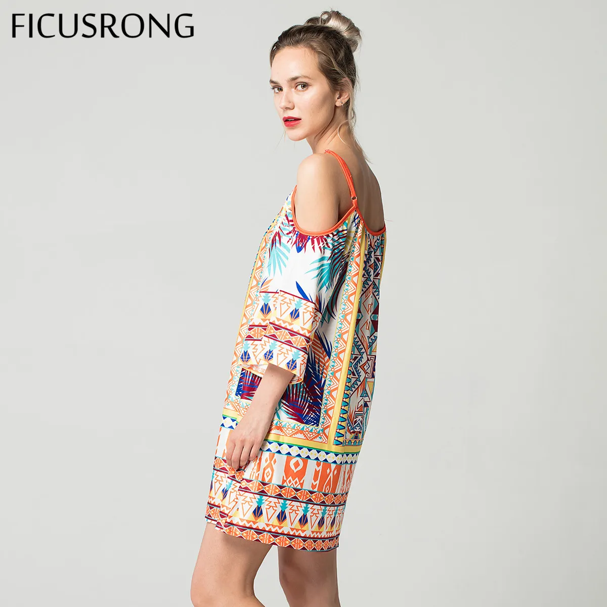 Женское пляжное платье на бретельках Boho Style свободное винтажное из молочного