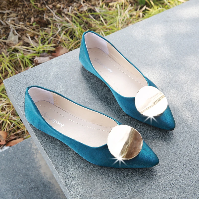 

New Ballet Flats Shoes Woman Lace Low Heel Ladies Shoes Slip on Comfortable Casual Metal Buckle Women Shoes Footwear Plus Size