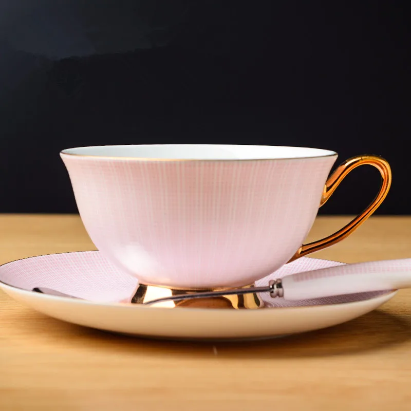 Роскошный костяного фарфора кофейная чашка Европейский Креативный элегантный английский послеобеденный чашку керамический чайный набор американский кофе чашка