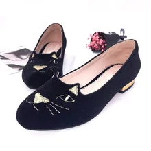 Г. Весенне-осенняя модная женская обувь высококачественные удобные женские туфли lok fu из ткани с круглым носком и вышивкой