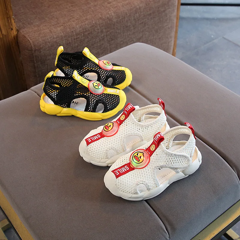 

Boys sandals Baotou soft bottom children new summer baby children shoes Korean girls light beach shoes
