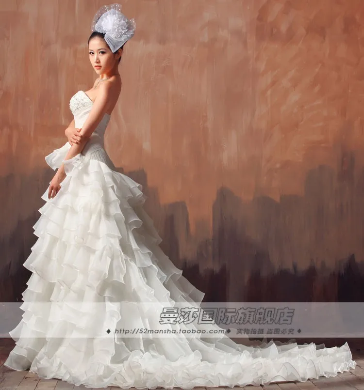 Срочная невесты платье невесты Макси длинное шлейф Бежевый Свадебные платья Милая с бисером и блестками