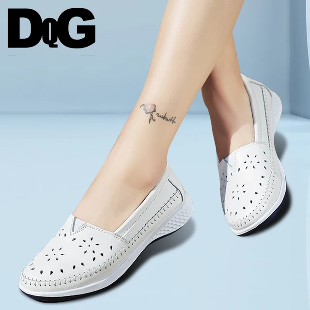 DQG 2018 Spring Women Leather Loafers Sliver White Black Boat Shoes Woman Caucal Slip On Cutout Flats Ballet Shoes Walking Shoes