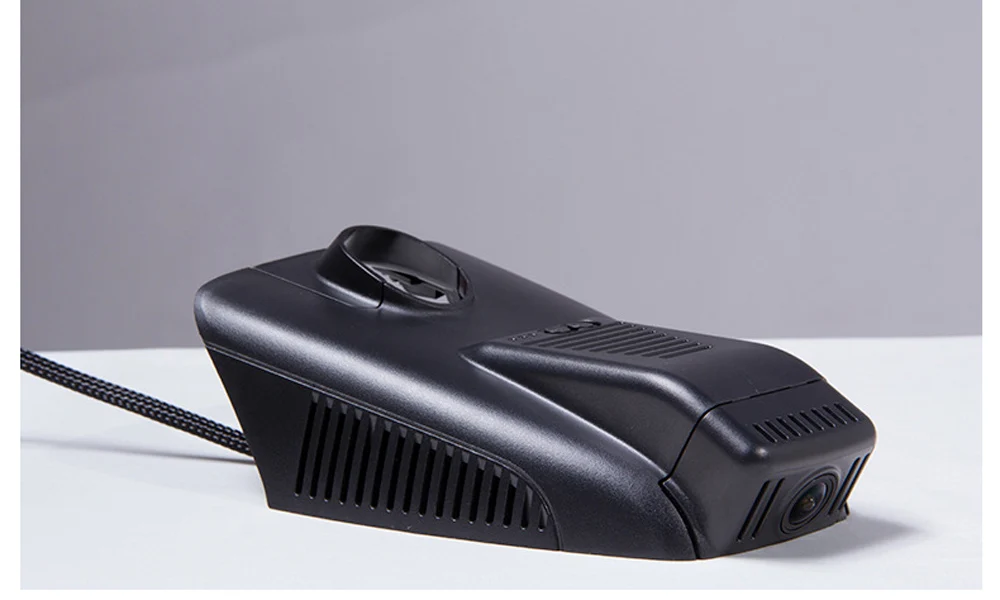 benz-c200-car-hidden-camera-5