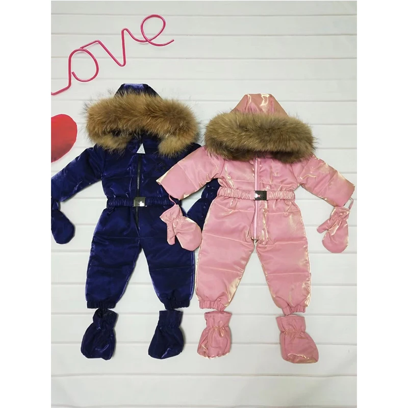 Одежда для маленьких девочек; Новинка; зимние пуховые детские комбинезоны с капюшоном; бархатный плотный пуховый костюм; комбинезон для новорожденных; Детский костюм; От 0 до 3 лет