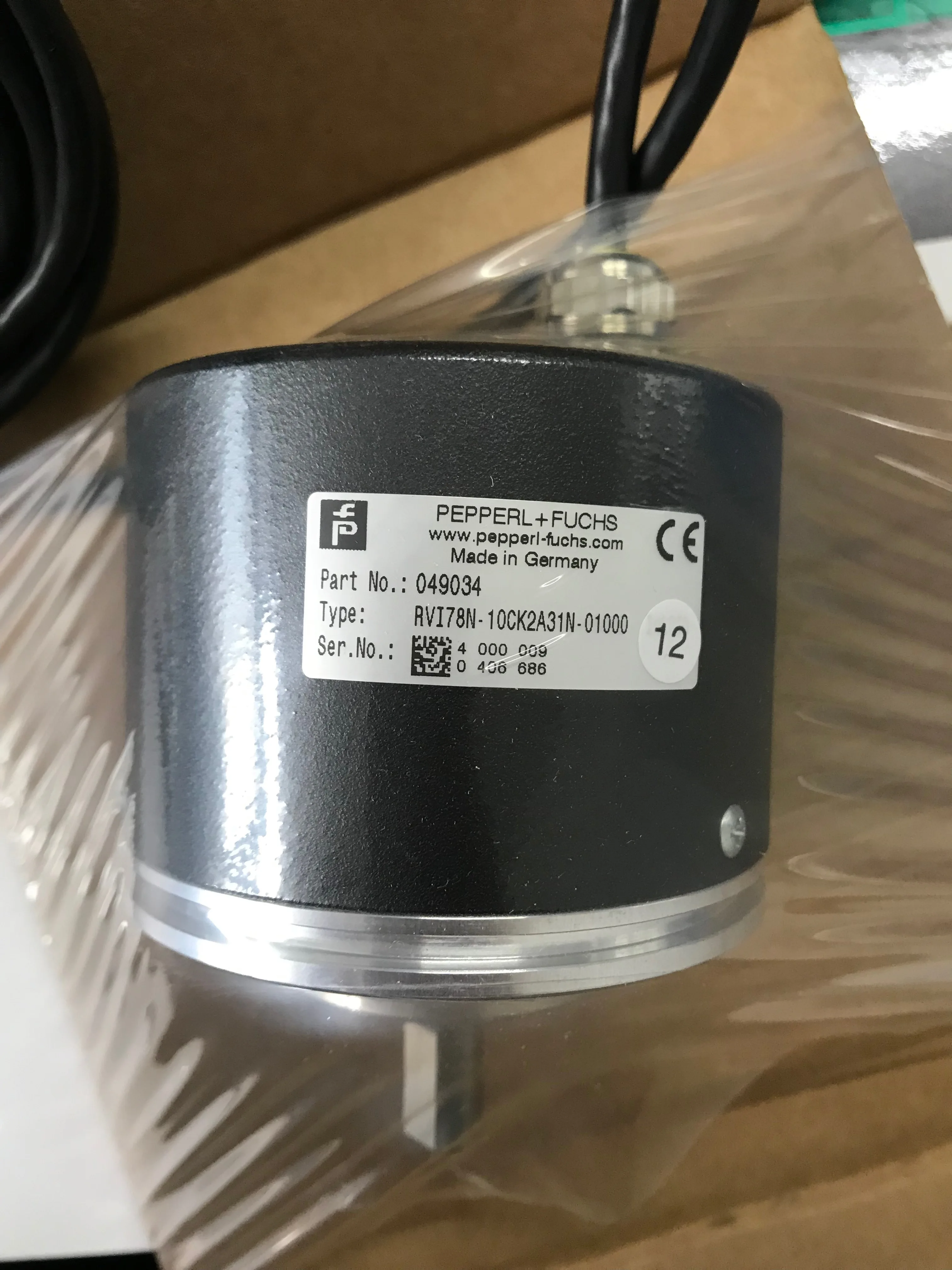 

RVI78N-10CK2A31N-01000 Incremental Rotary Encoder P+F Spot IO