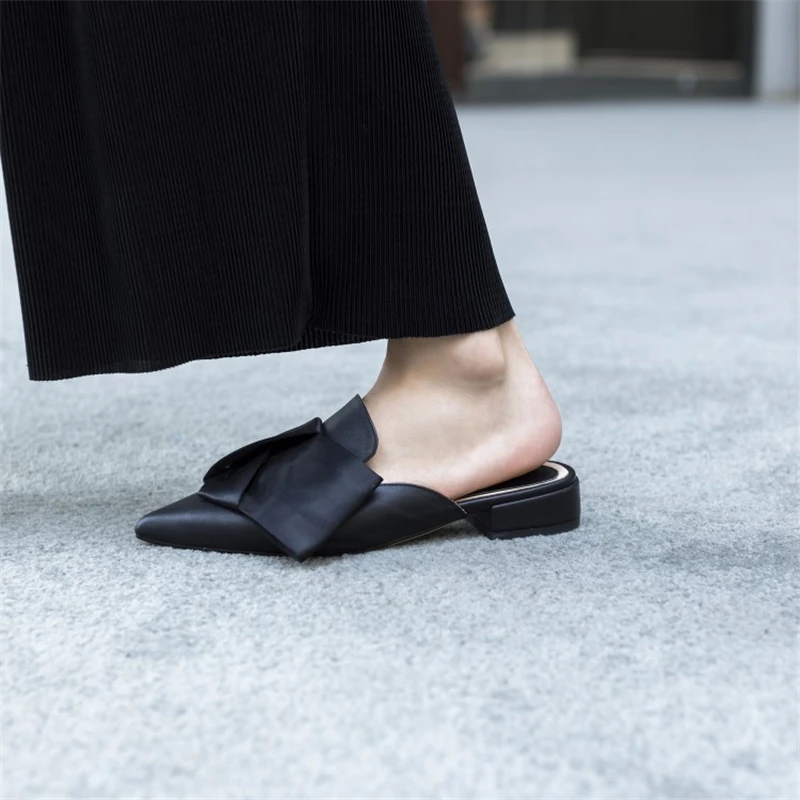 Ouqinvshen Butterfly-knot Mules Shoes Women Plus Size 34-43 Fashion Casual Sweet Women Shoes 2018 Pointed Toe Women Slipper Ouqinvshen Butterfly-knot Mules Shoes Women Plus Size 34-43 Fashion Casual Sweet Women Shoes 2018 Pointed Toe Women Slipper