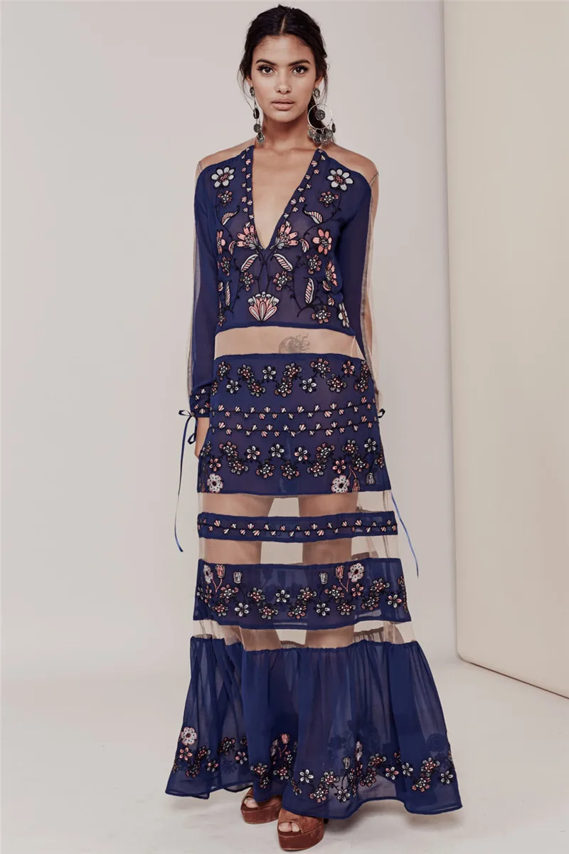 

High-end Custom Dress 2019 Chiffon Embroidered Mesh Splice Beach Vacation Dress V-Neck Striped Women Dress