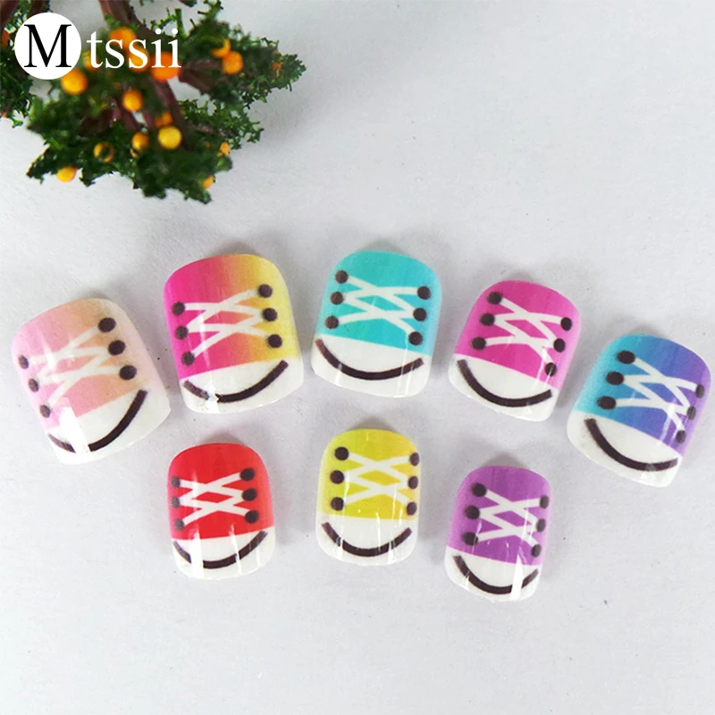 Mtssii Colorful Cute Shoelace Pattern Children Fake Nails with Pre-glue 24Pcs False Nail Tips for Little Girls Art Decor | Красота и