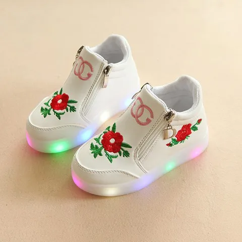 Светящиеся от 1 до 5 лет для маленьких девочек, светодиодный свет, детская спортивная обувь, мягкие, так светодиодный кроссовки, стильные, Нескользящие, повседневная обувь - Цвет: Белый