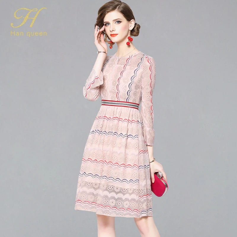 

H Han Queen 2019 Spring New Arrival Fashion Vintage Floral Hollow Out Luxury Lace Dress Elegant Slim Women Evening Party Dresses