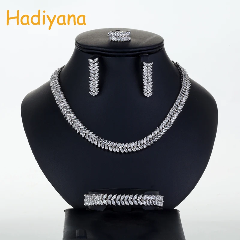 Hadiyana Luxury Bridal Wedding Jewelry Sets For Women New Sparkling AAA Zircon Paved 4pcs Set jewellery Anniversary Party CN029 цена Hadiyana Luxury Bridal Wedding Jewelry Sets For Women New Sparkling AAA Zircon Paved 4pcs Set jewellery Anniversary Party CN029 цены онлайн