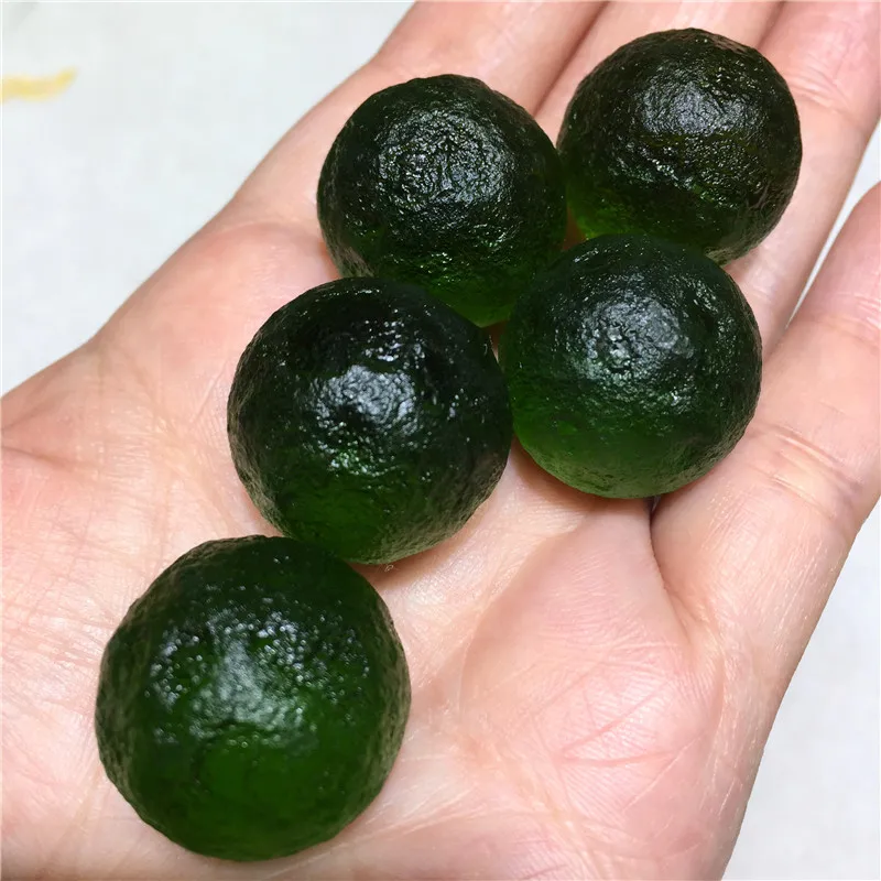 1 шт. Moldavite Чешский метеорит ударное стекло натуральный грубый камень кристалл