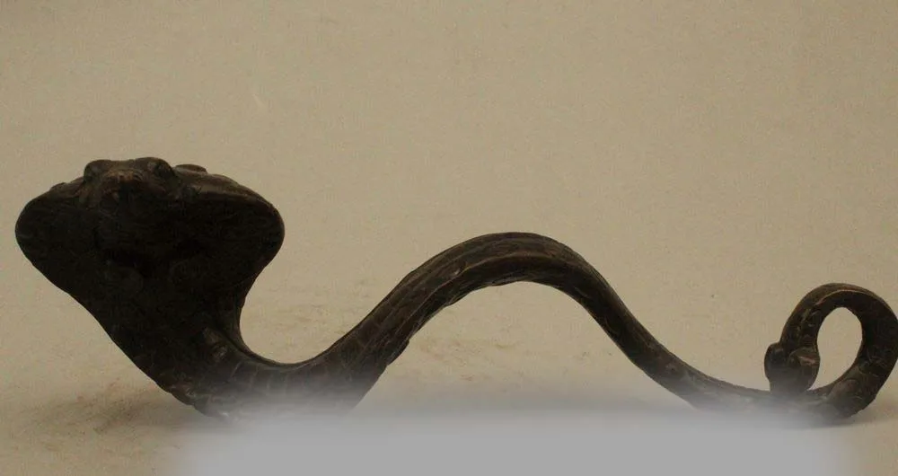 

China Chinese Pure Bronze Wealth Zodiac Year Rich Snake Treasure Ru yi Statue