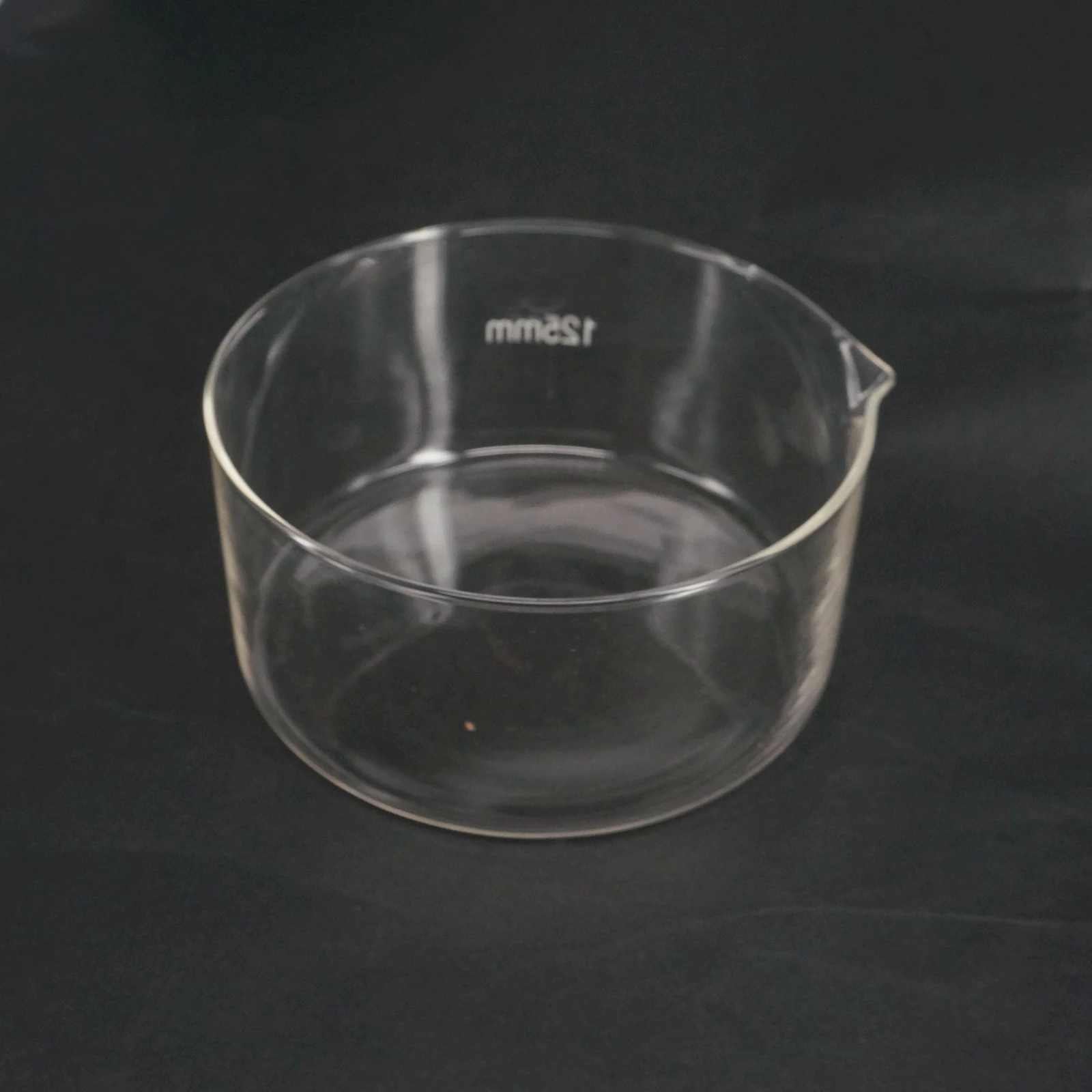 125mm Glass Crystallizing dish Plat Bottom with spout For Chemistry