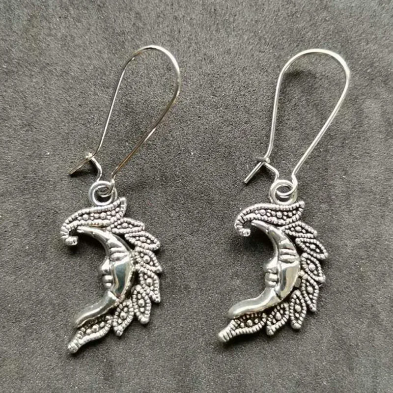 

Design Drop Earrings Moon Goddess Face Dangle Earring For Women Christmas Gift Fashion Tibetan Silver Vintage Jewelry Party Gift